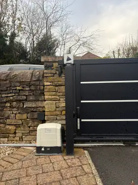 Click Here To Enlarge This Photo Of Sliding Gate Installation